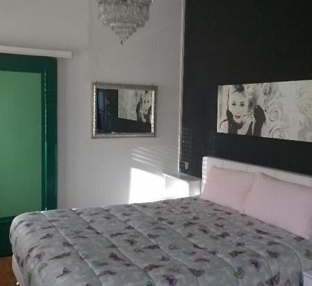 B&B Porta Appia Imola Exterior photo
